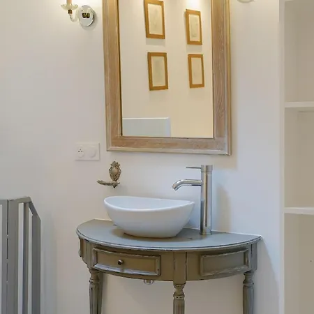 Maison Au Coeur Du Marais - Ii Apartment *