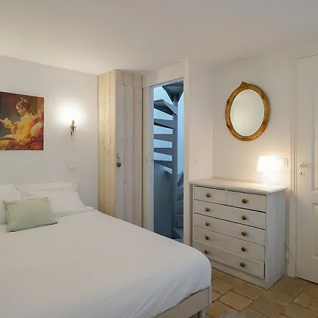 Apartment Maison Au Coeur Du Marais - Ii *
